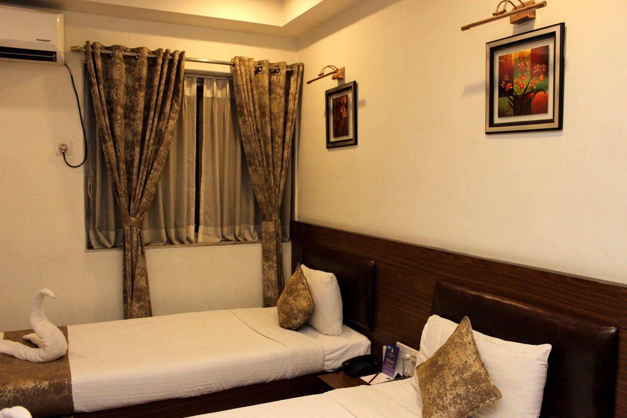 The Pearl Hotel Kolkata Eksteriør bilde
